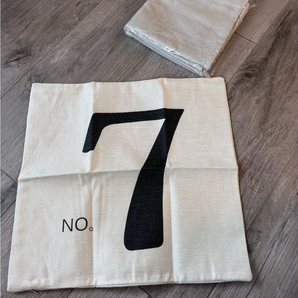 Lucky # 7 Brand new pillow case with letter 7 black letter size 40cm x 40cm case